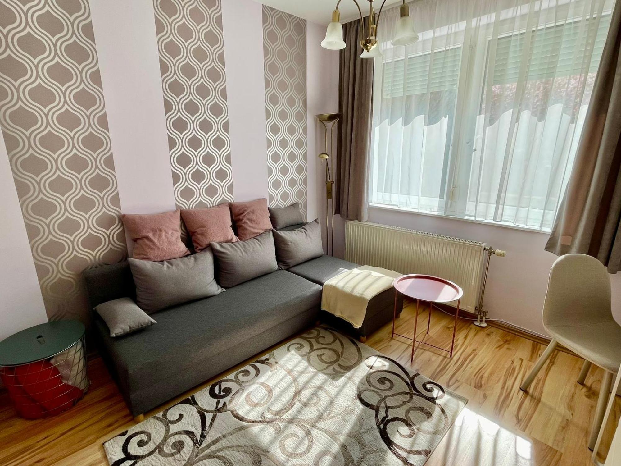Tavirozsa 1A Apartment Heviz Exterior photo